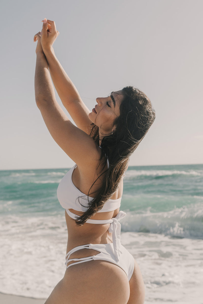 Kailua Wrap Bikini Top - White Rib