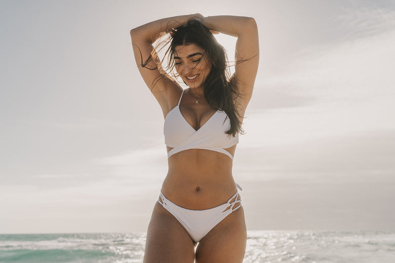 Kailua Wrap Bikini Top - White Rib